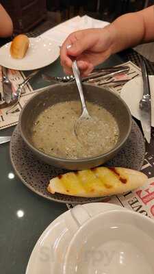 Escape Steakhouse & Poolside Bar