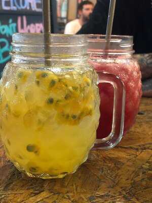 Well Dressed Salad Bar & Cafe