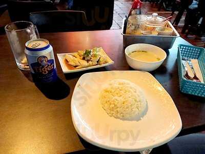 Five Star Hainanese Chicken Rice