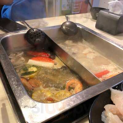 Gorogoro Steamboat & Korean Buffet