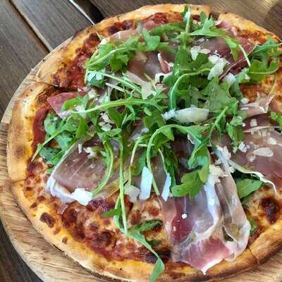 Canopy Garden Dining