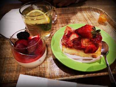 Marche Movenpick Suntec City