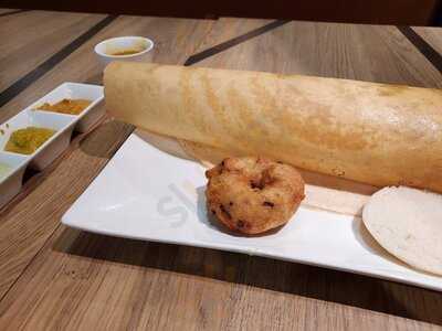 Nalan Restaurant (cityhall)