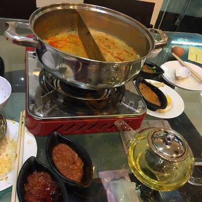 San Laksa Steamboat