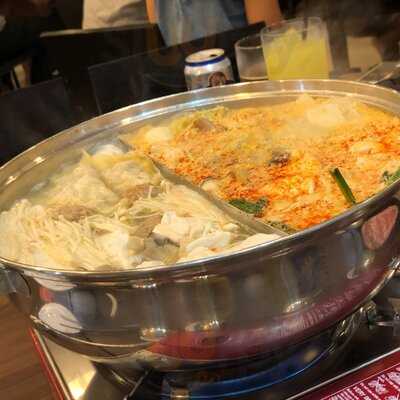 San Laksa Steamboat