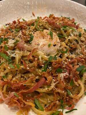 Tess Bar & Kitchen, Singapore