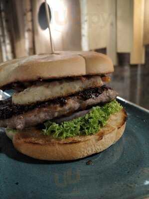 Hans Im Gluck German Burgergrill