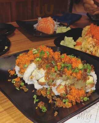 Koh Grill And Sushi Bar