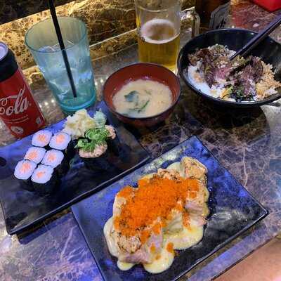 Koh Grill And Sushi Bar