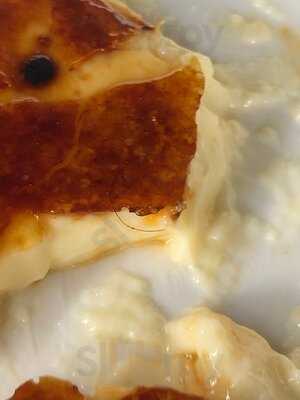 Les Bouchons Robertson Quay