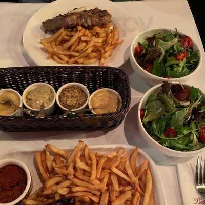 Les Bouchons Robertson Quay