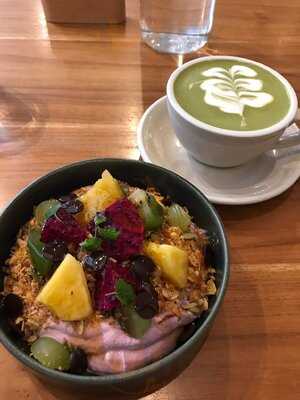 The Glasshouse: Specialty Coffee And Toast Bar