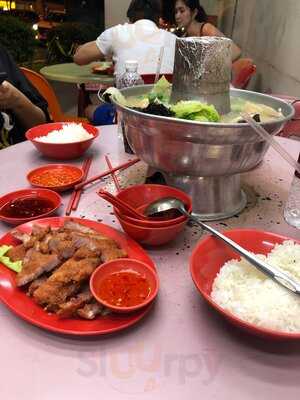 Nan Hwa Chong Fish Head Steamboat Corner