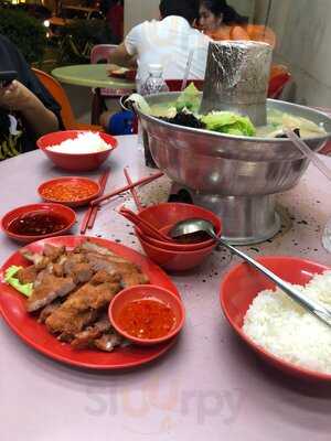 Nan Hwa Chong Fish Head Steamboat Corner