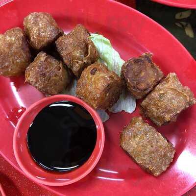 Nan Hwa Chong Fish Head Steamboat Corner