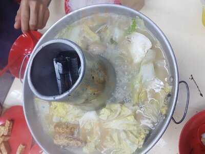 Nan Hwa Chong Fish Head Steamboat Corner