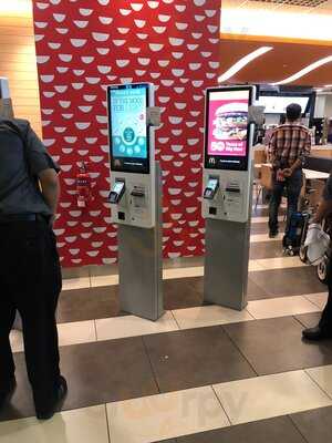 Mcdonald's Changi Airport Terminal 3