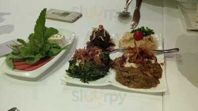 Shiraz Mazzeh At Clarke Quay