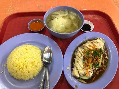 Delicious Boneless Chicken Rice