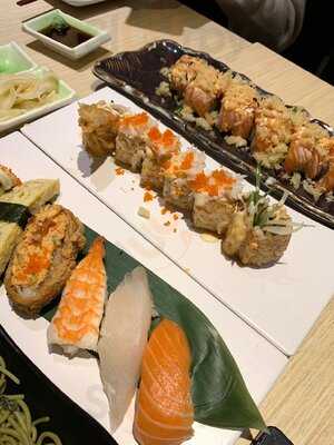 Itacho Sushi Ion Orchard