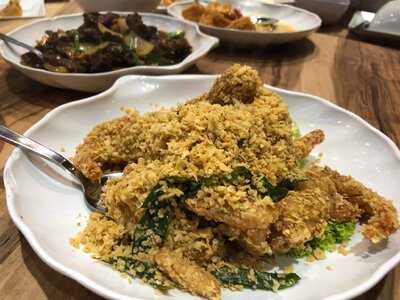 Uncle Leong Signatures