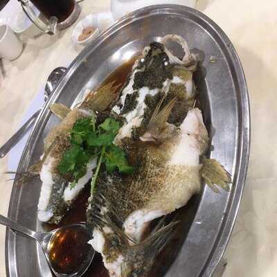 Crab At Bay Seafood Restaurant