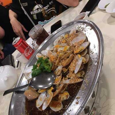 Crab At Bay Seafood Restaurant