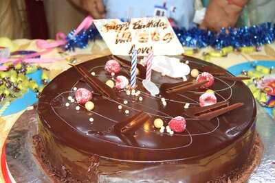 Haldhi Restaurant & Bar