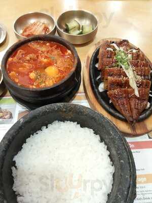 Sbcd Korean Tofu House (millenia Walk)