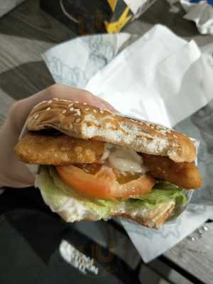 Carl's Jr. (vivocity)