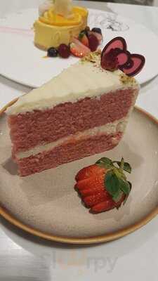 Hello Kitty Orchid Garden