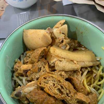 Heng Kee Chicken Curry Noodle