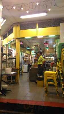 Mak's Place The Hawkerant