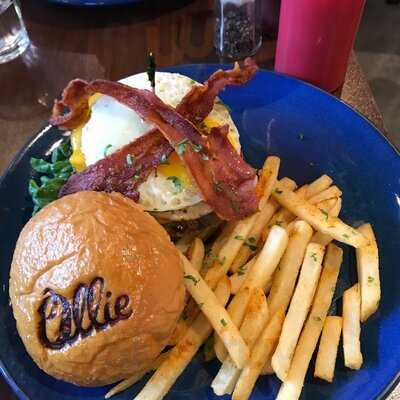Ollie Kitchen & Bar