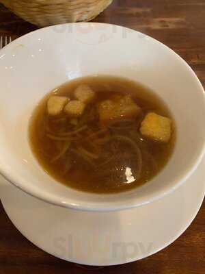 Fosters Restaurant Pte Ltd