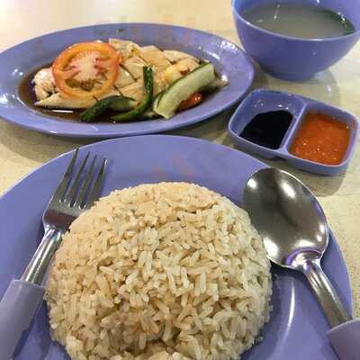 Yishun 925 Hainanese Chicken Rice