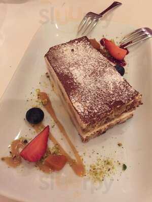 Bruno's Pizzeria & Grill