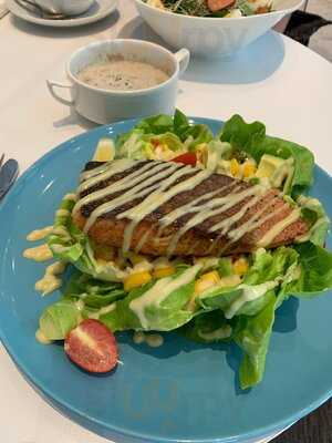 Tuxedo Cafe & Patisserie