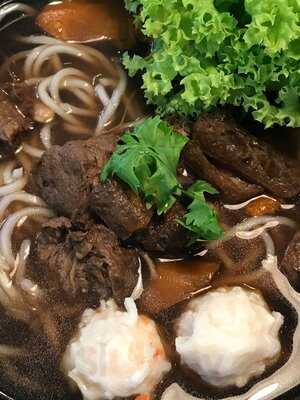 Green Dot Asian Fusion