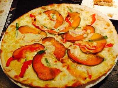 Mad For Garlic Clarke Quay