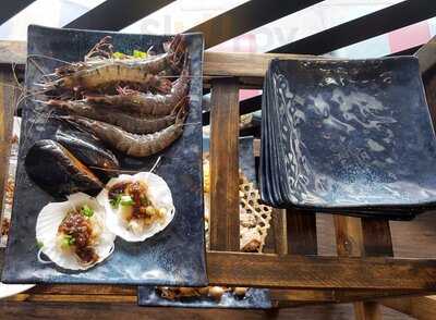 Sea Tripod Seafood Paradise