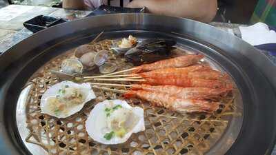 Sea Tripod Seafood Paradise