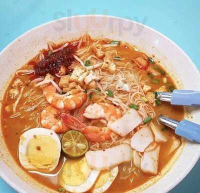 Famous Sungei Road Trishaw Laksa