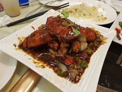 Wan Nian Stone Pot Fish