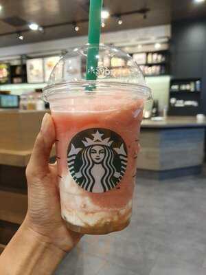 Starbucks Harbourfront Centre