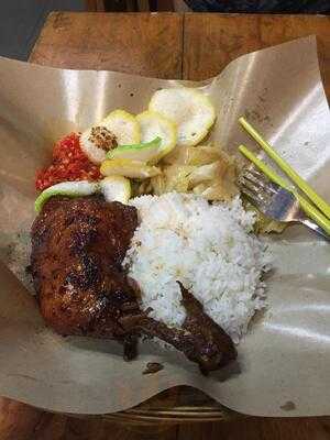 Tastebud Foodcourt Pte Ltd