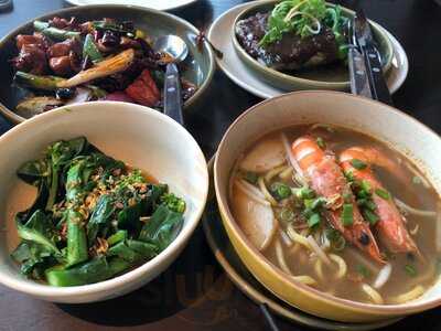 Auntie’s Wok And Steam