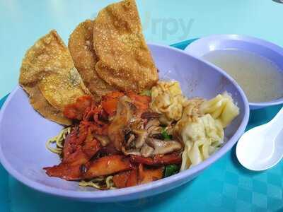 Ji Ji Wanton Noodle Specialist