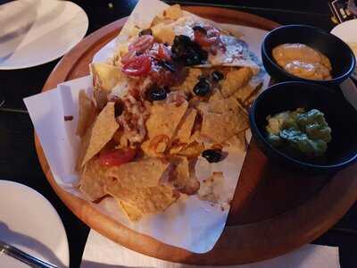 Harry's Riverside Point