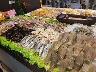 Y Cube Mookata Buffet